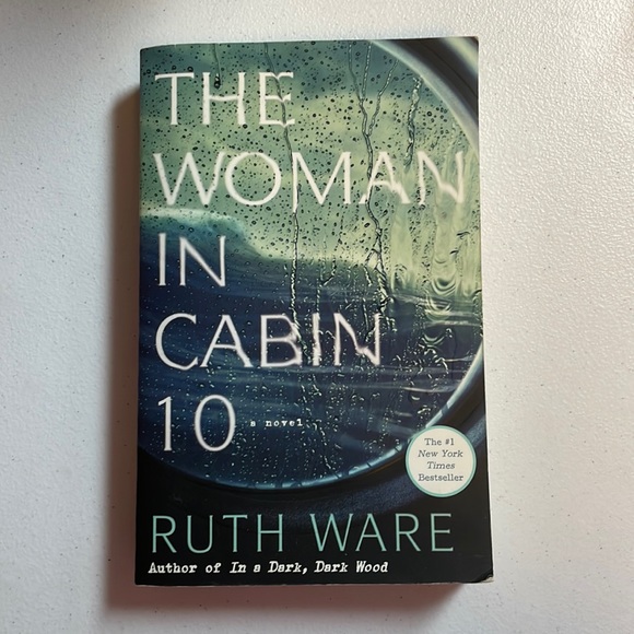 Books Other - 🌈2/$8  The Woman In Cabin 10